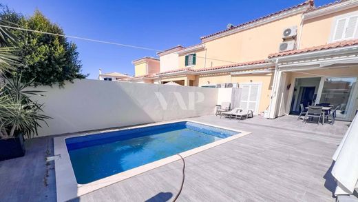 Βίλα σε Almancil, Loulé