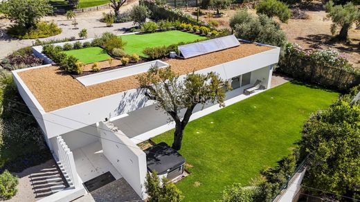 Detached House in Loulé, Distrito de Faro