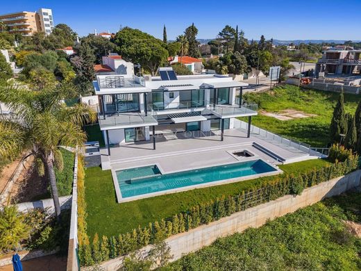 Villa in Albufeira e Olhos de Água, Albufeira Municipality