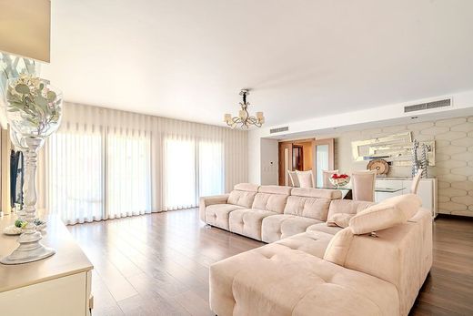 Odivelas, Distrito de Lisboaのアパートメント