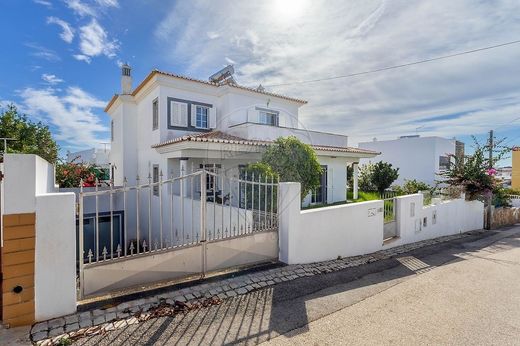 Villa in Alvor, Portimão