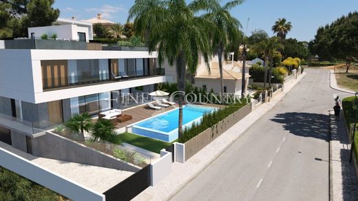 Detached House in Varandas Do Lago, Loulé