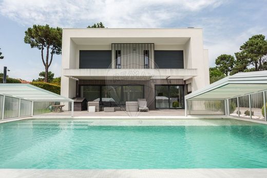 Βίλα σε Αλμάντα, Almada