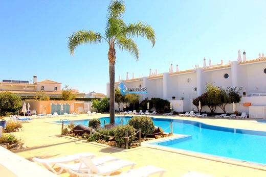 Townhouse in Guia, Albufeira Municipality