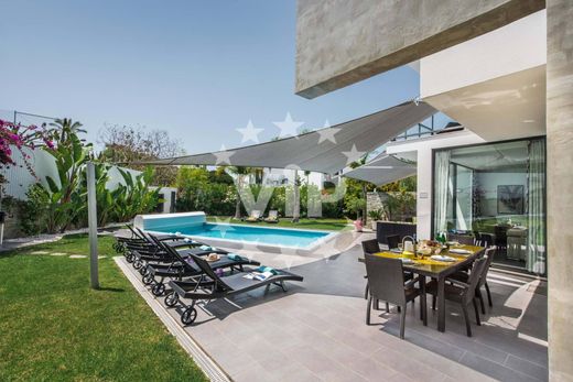 Villa in Albufeira e Olhos de Água, Albufeira