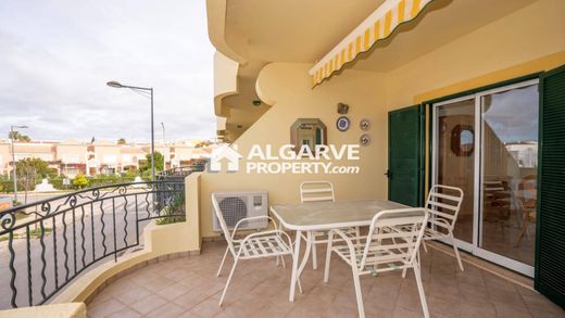 Apartment / Etagenwohnung in Vilamoura, Loulé