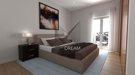 Apartment / Etagenwohnung in Loulé (São Clemente e São Sebastião), Loulé