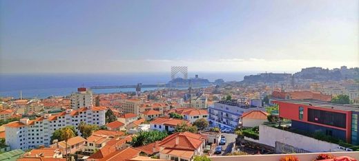 아파트 / Funchal, Madeira