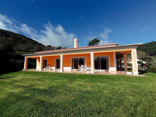 Detached House in Monchique, Distrito de Faro