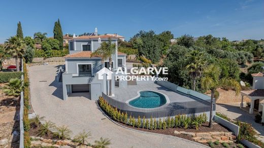 Villa zu verkaufen in Loulé