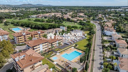 다세대 빌라 / Vilamoura, Loulé