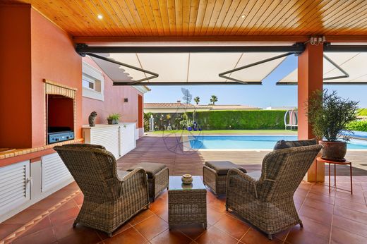 Villa in Mexilhoeira Grande, Portimão