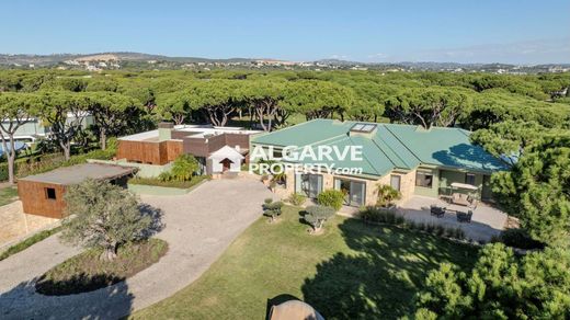 Villa in Vilamoura, Loulé