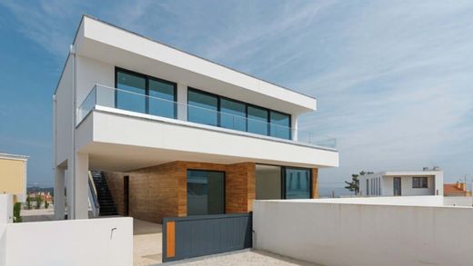 Villa in Tornada, Caldas da Rainha