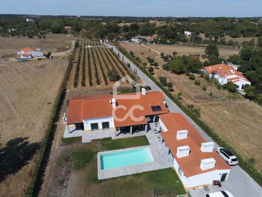 Ρουστίκ ή Αγροικίες σε Évora, Distrito de Évora