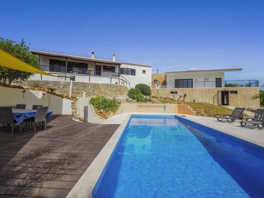 Detached House in Lagoa e Carvoeiro, Lagoa