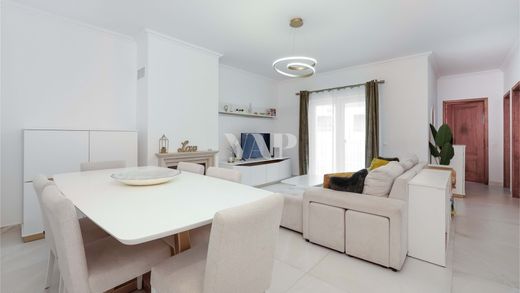 Apartment / Etagenwohnung in Vilamoura, Loulé