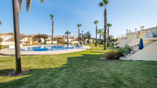 Villa in Vilamoura, Loulé