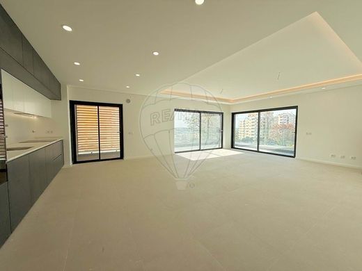 Apartamento - Faro (Sé e São Pedro), Faro