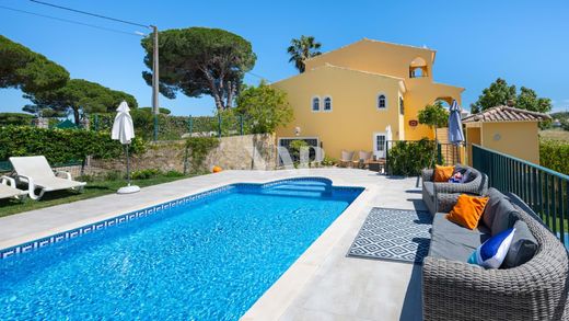 Villa Quarteira, Loulé