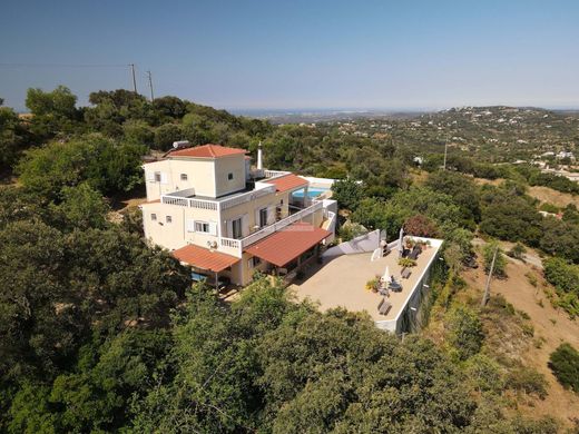 Вилла, Лола, Loulé