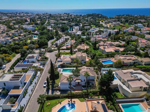 Detached House in Lagoa e Carvoeiro, Lagoa