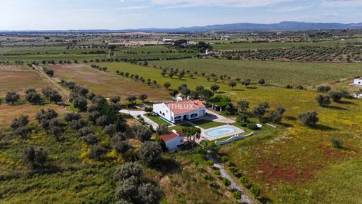 Rural or Farmhouse in Redondo, Distrito de Évora