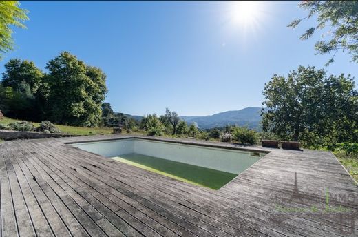 Casa rural / Casa de pueblo en Póvoa de Lanhoso, Braga