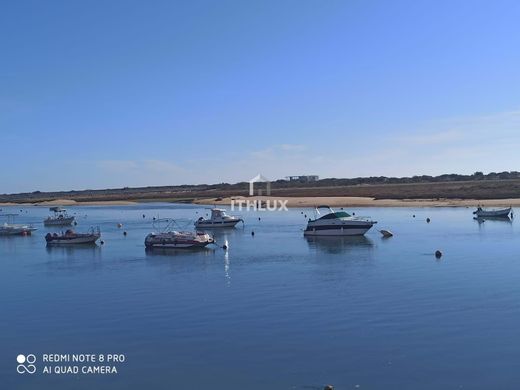 Apartment / Etagenwohnung in Tavira, Distrito de Faro