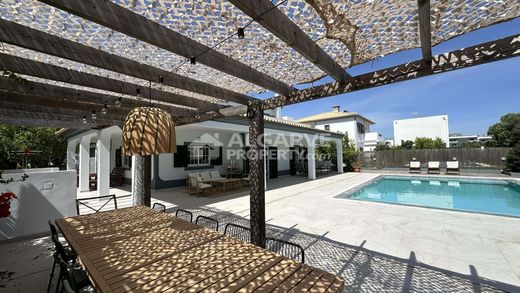 Villa in Almancil, Loulé