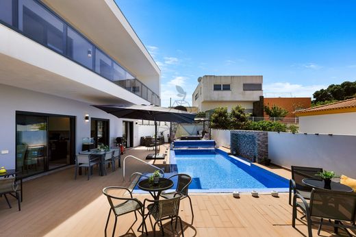 Вилла, Mexilhoeira Grande, Portimão