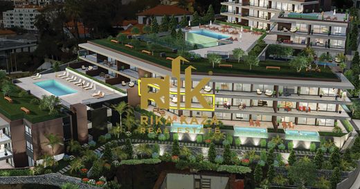 Apartment / Etagenwohnung in Funchal, Madeira