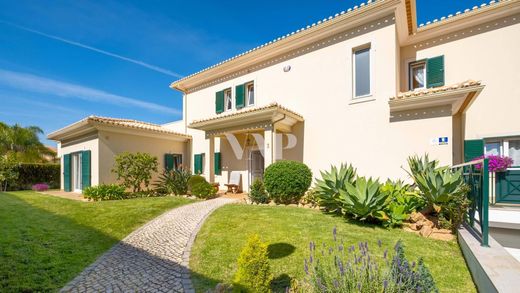 Вилла, Albufeira e Olhos de Água, Albufeira