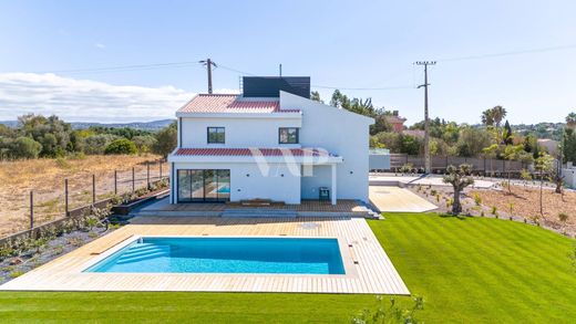 Villa à Quarteira, Loulé