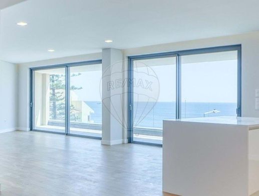 Apartment in Carcavelos e Parede, Cascais