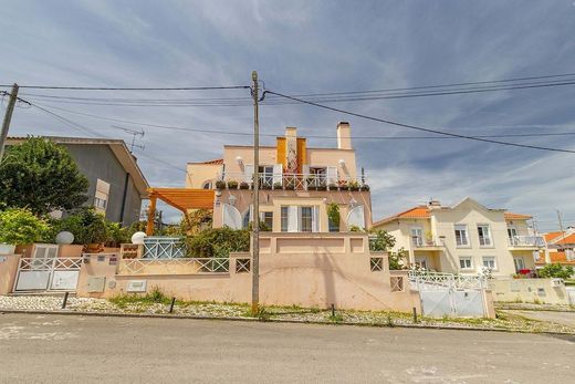 Villa a Loures, Lisbona