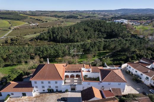‏בתים כפריים או חוות ב  Cadaval, Distrito de Lisboa