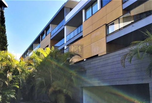 Apartment / Etagenwohnung in Funchal, Madeira