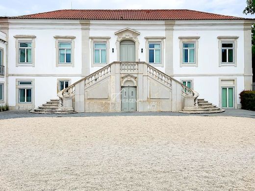 ﺷﻘﺔ ﻓﻲ لشبونة, Lisbon