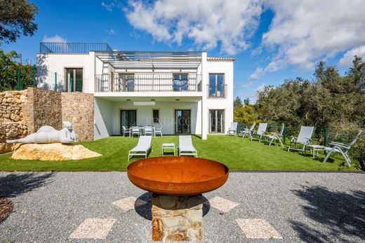 Detached House in Lagoa e Carvoeiro, Lagoa