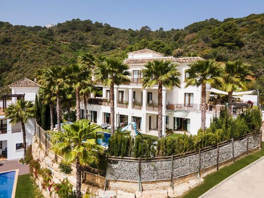 Villa in Benahavís, Malaga