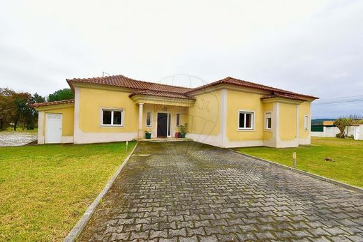 Villa - Rio Maior, Santarém