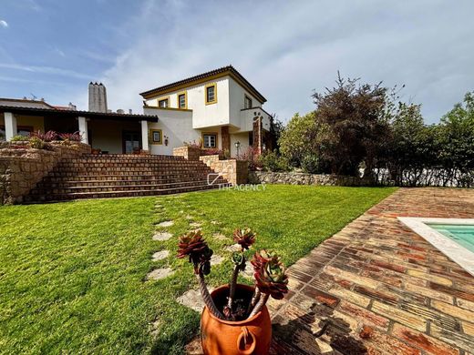 Villa in Loures, Lissabon