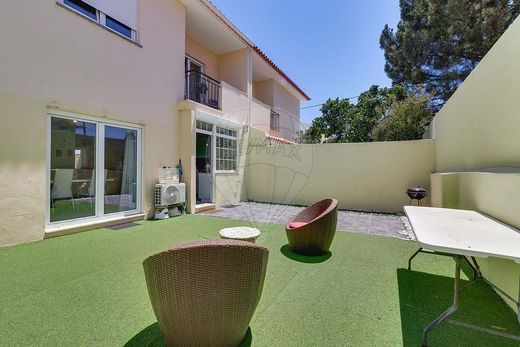 Вилла, São Domingos de Rana, Cascais