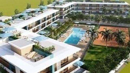 Land in Quelfes, Olhão