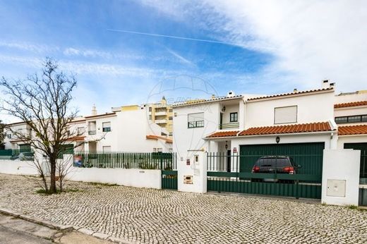 Villa - Barreiro, Setúbal