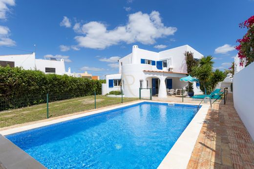 Villa in Albufeira e Olhos de Água, Albufeira Municipality
