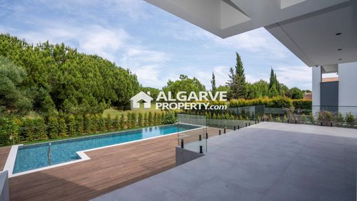 Villa in Vilamoura, Loulé