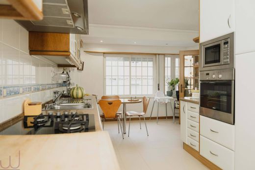 Villa a Lisbona, Lisbon