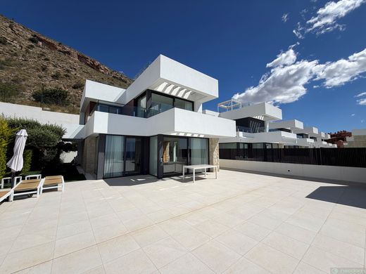 Villa in Finestrat, Alicante